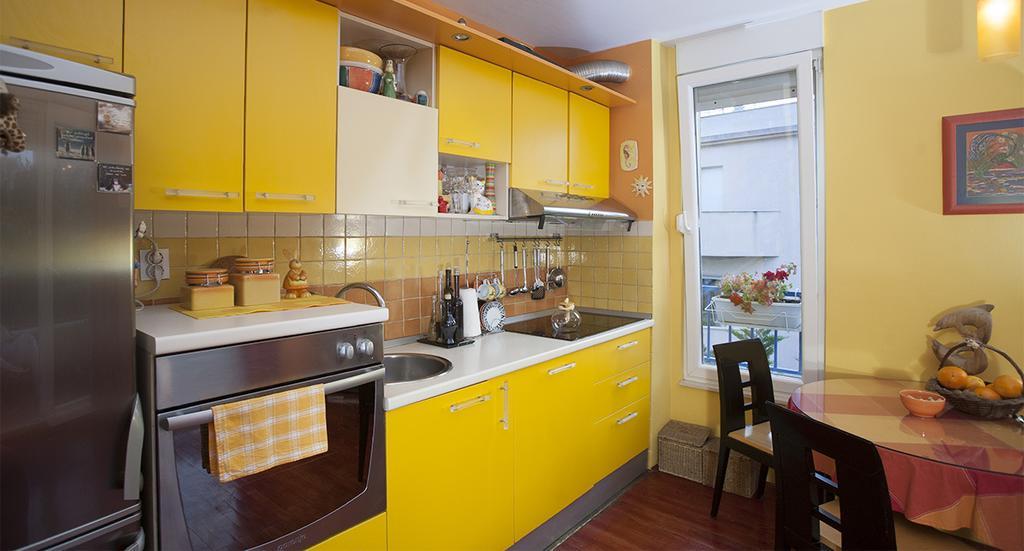 Apartment Sunny Yellow - With Balcony And Parking Place, Split Habitación foto