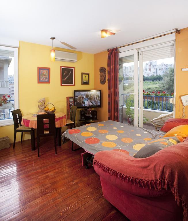 Apartment Sunny Yellow - With Balcony And Parking Place, Split Habitación foto