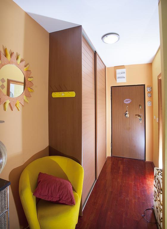 Apartment Sunny Yellow - With Balcony And Parking Place, Split Habitación foto